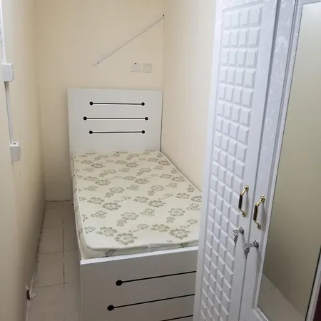 Partition Rooms In Hotel Apartment دبي المظهر الخارجي الصورة