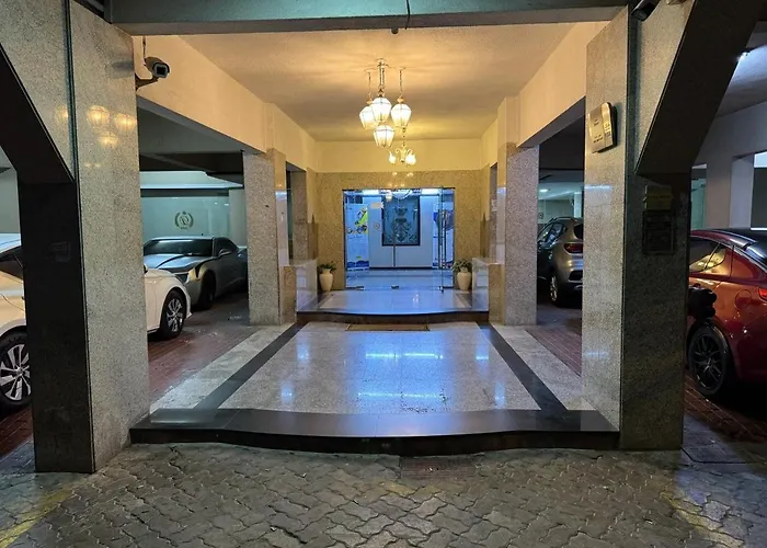 Partition Rooms In Hotel Apartment
